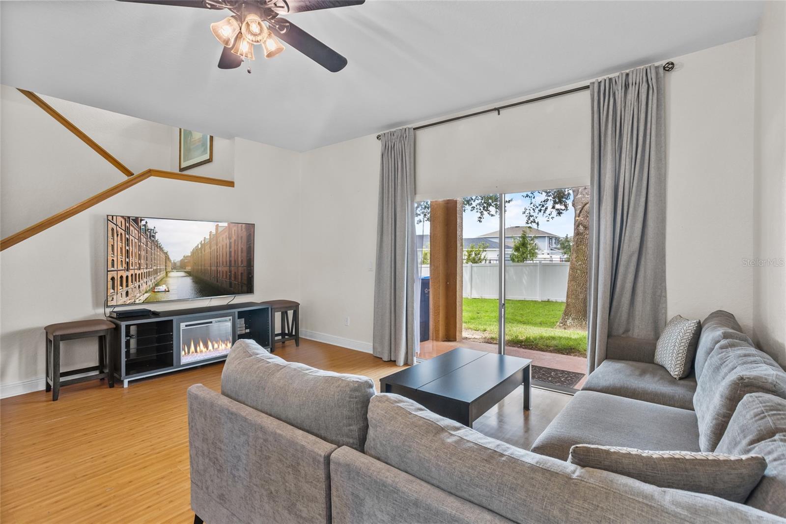 3102 CALABRIA AVE #3102