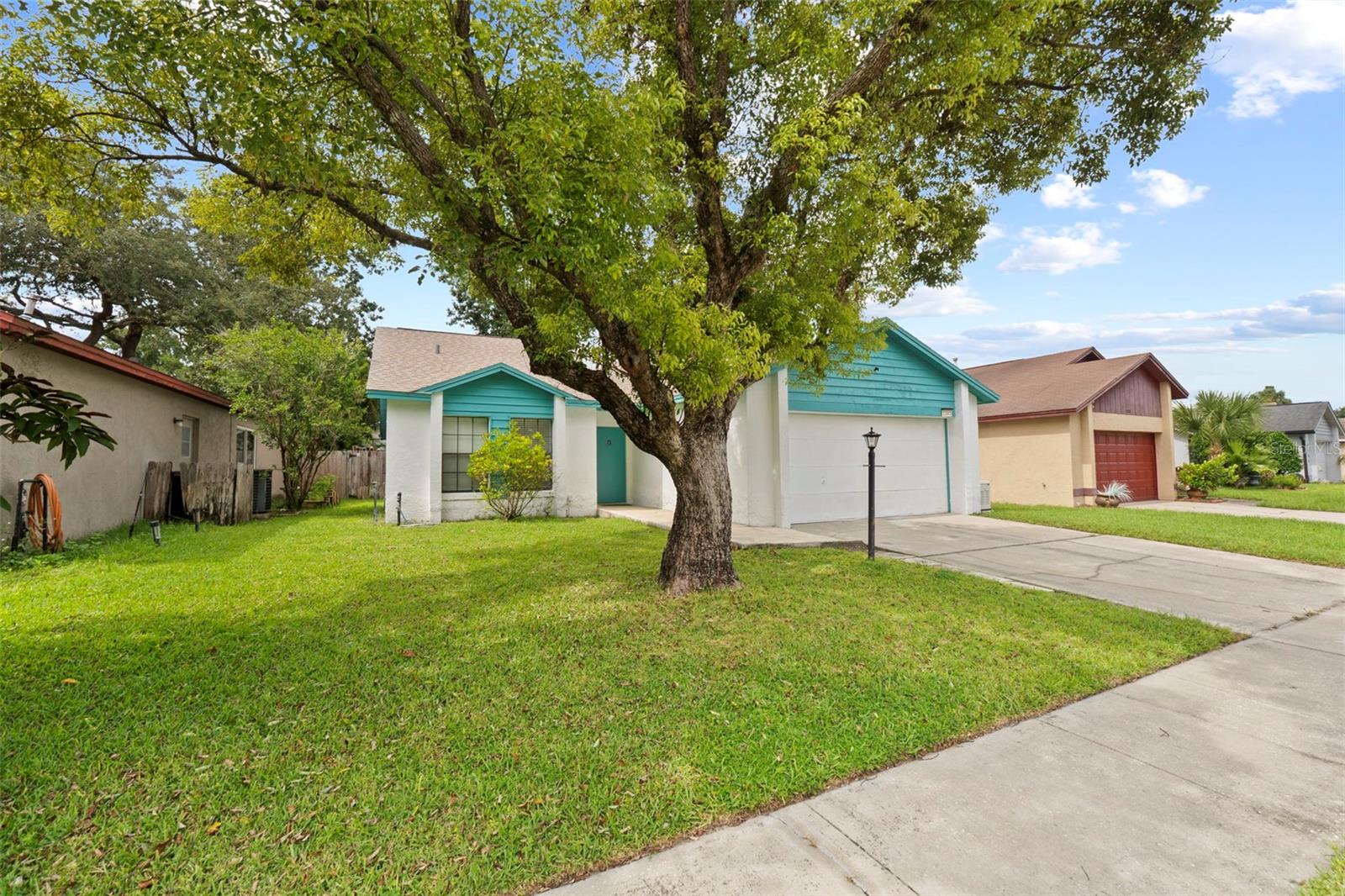 1243 BRIDLEBROOK DR
