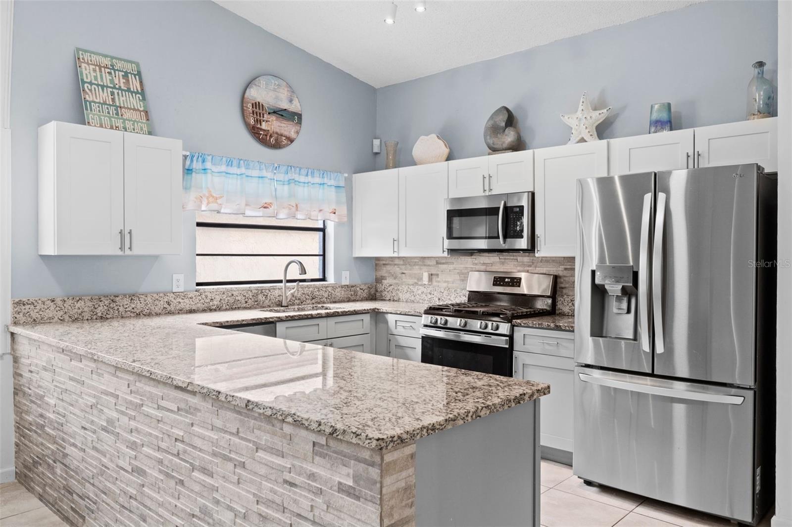 1243 BRIDLEBROOK DR