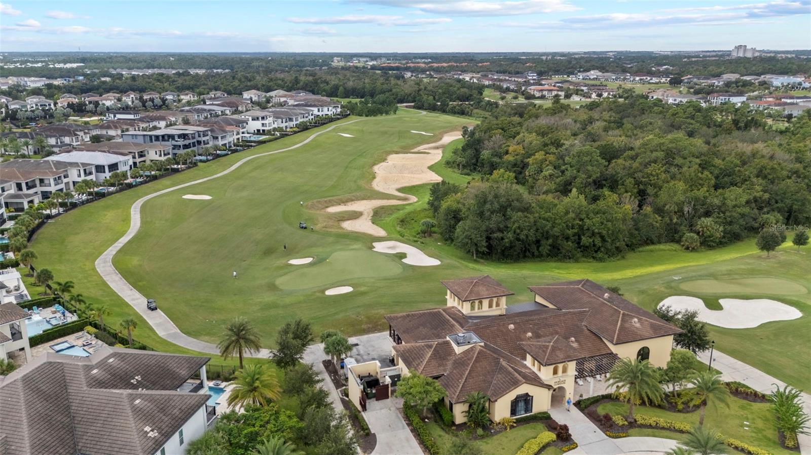 844 DRIVING RANGE CT