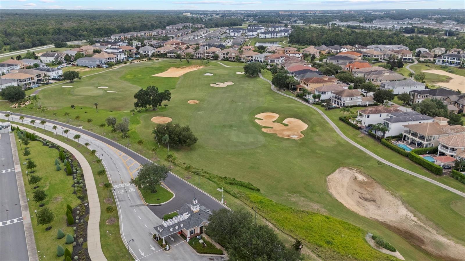 844 DRIVING RANGE CT