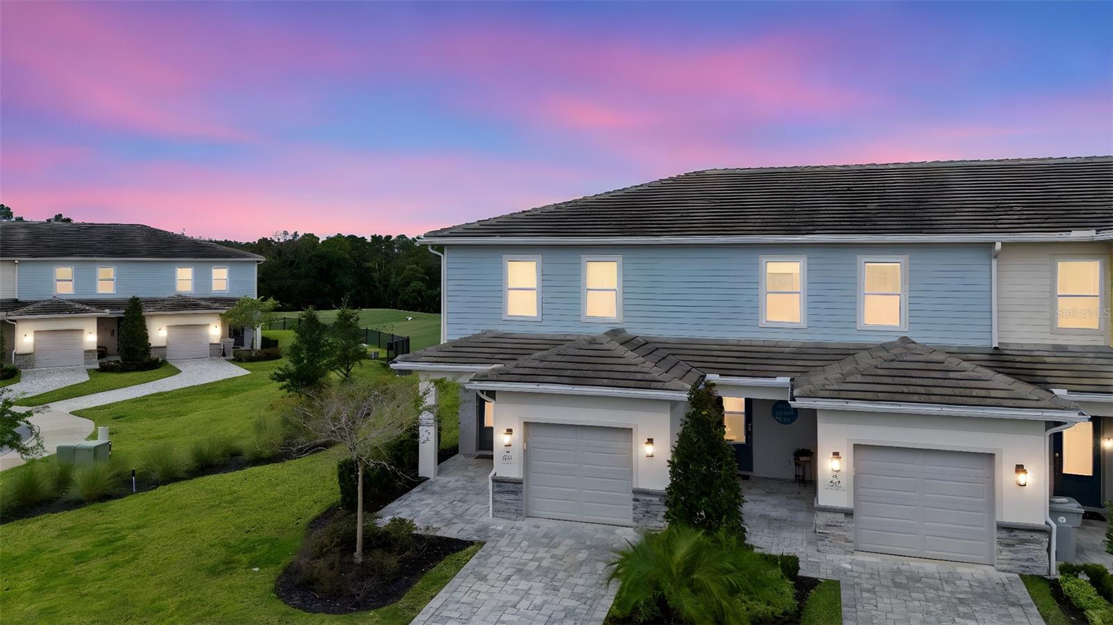 844 DRIVING RANGE CT