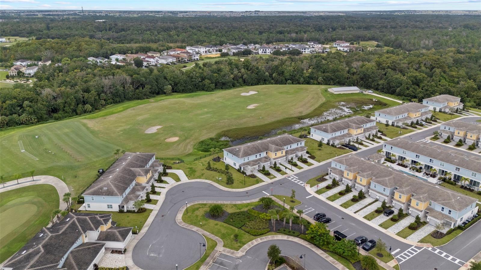 844 DRIVING RANGE CT