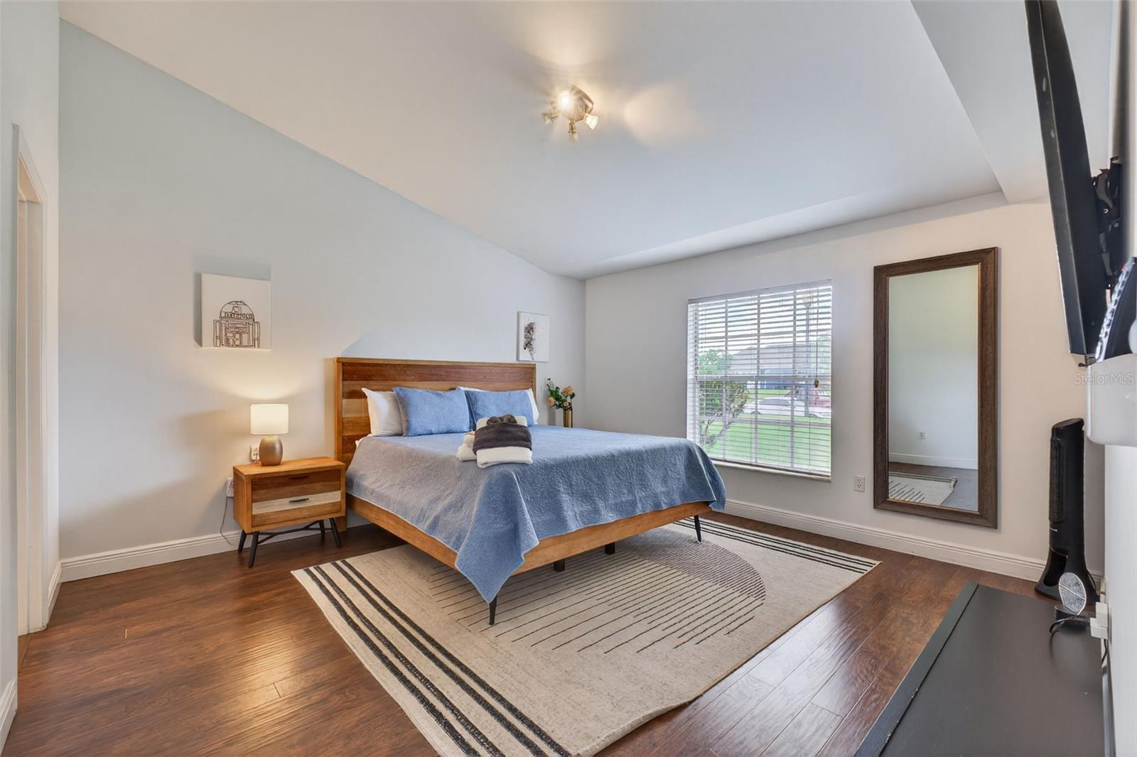 5632 MANDARIN CT