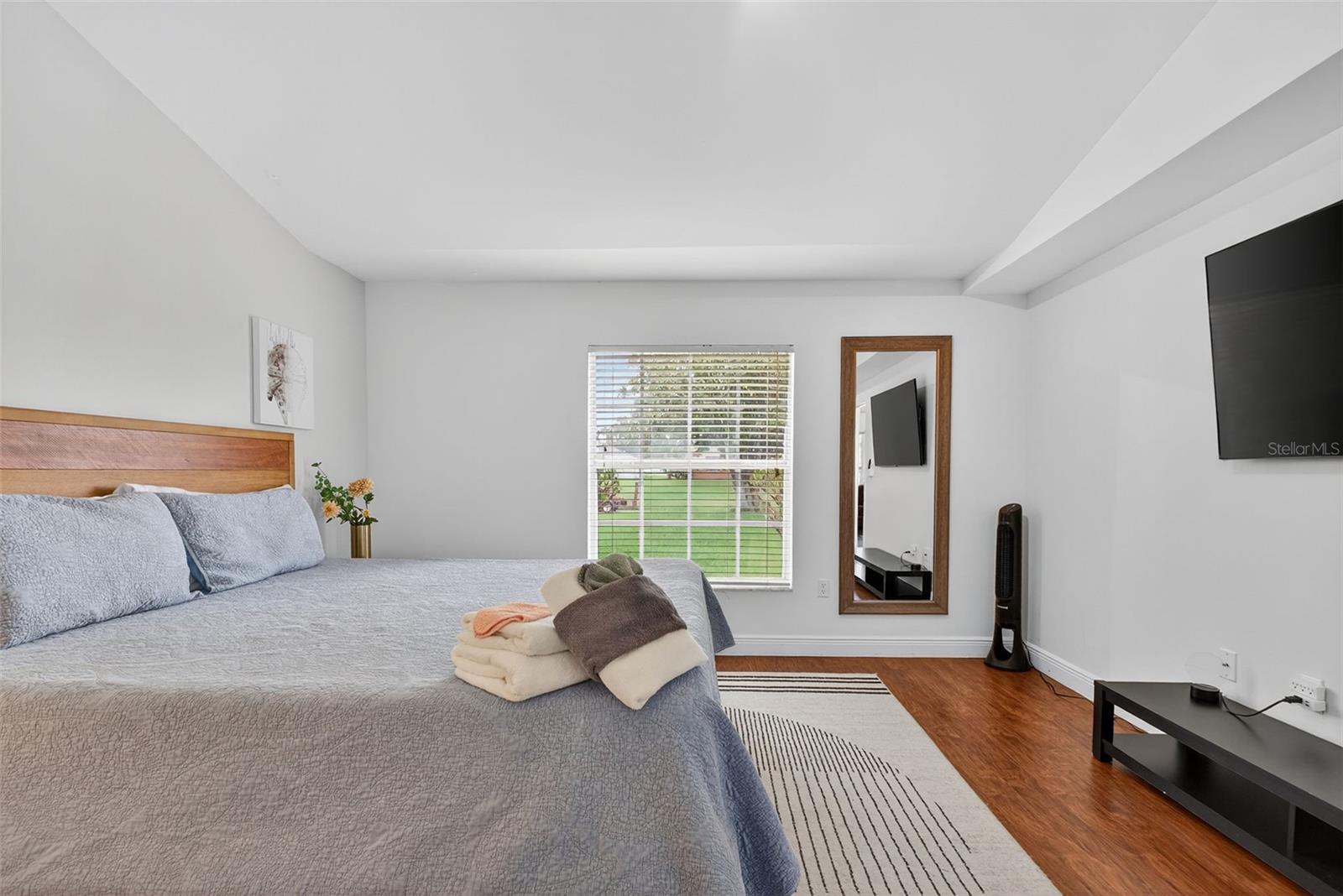 5632 MANDARIN CT