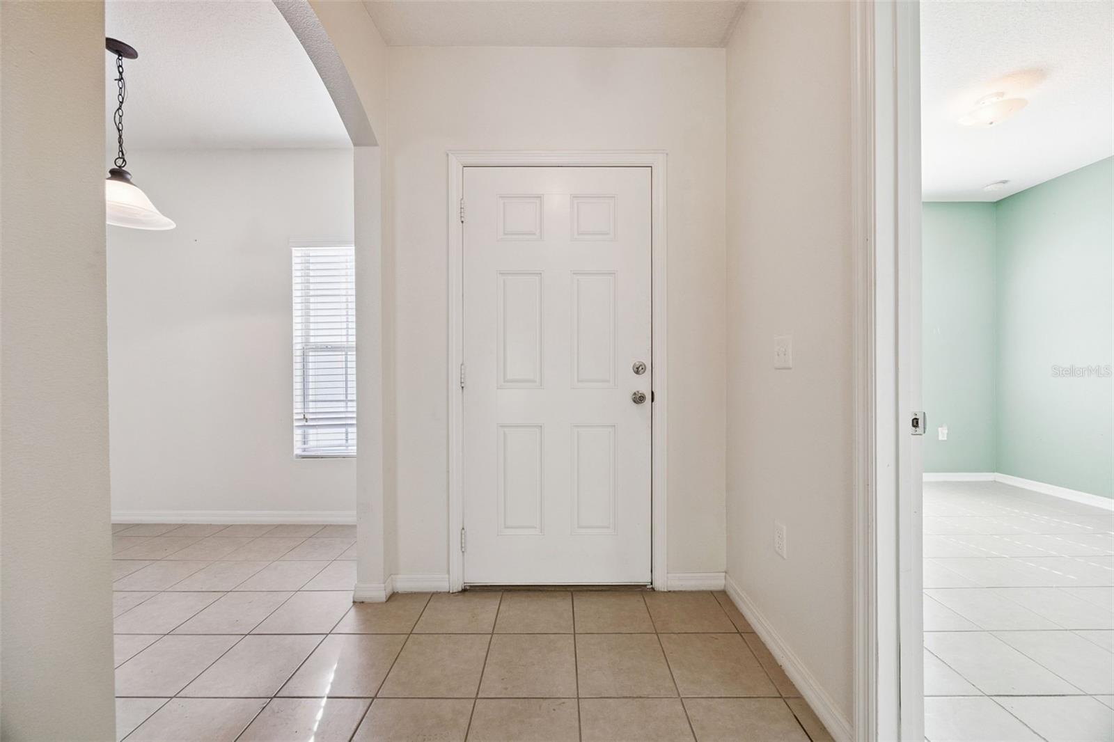 3153 QUEEN ALEXANDRIA DR