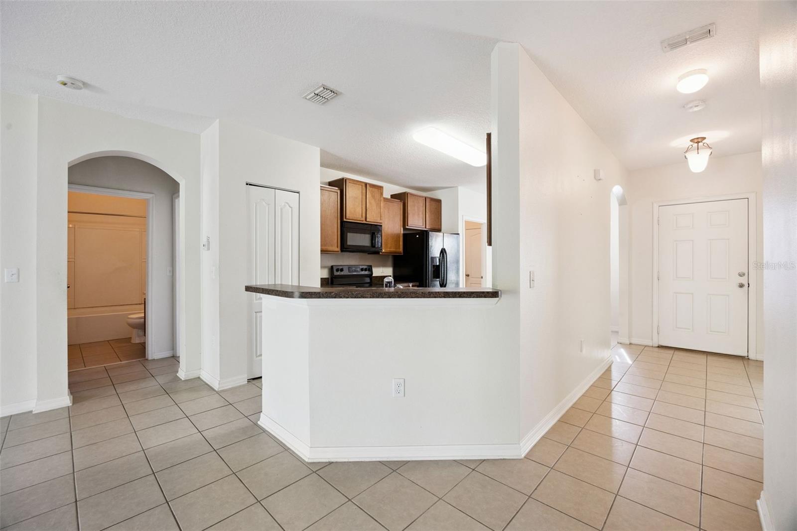 3153 QUEEN ALEXANDRIA DR