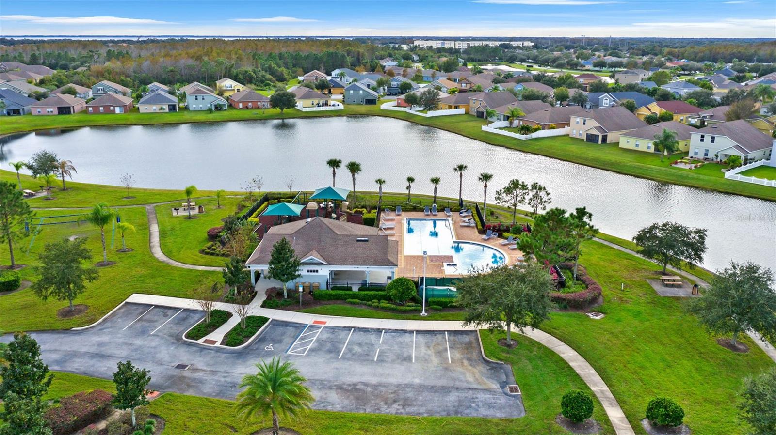 3153 QUEEN ALEXANDRIA DR