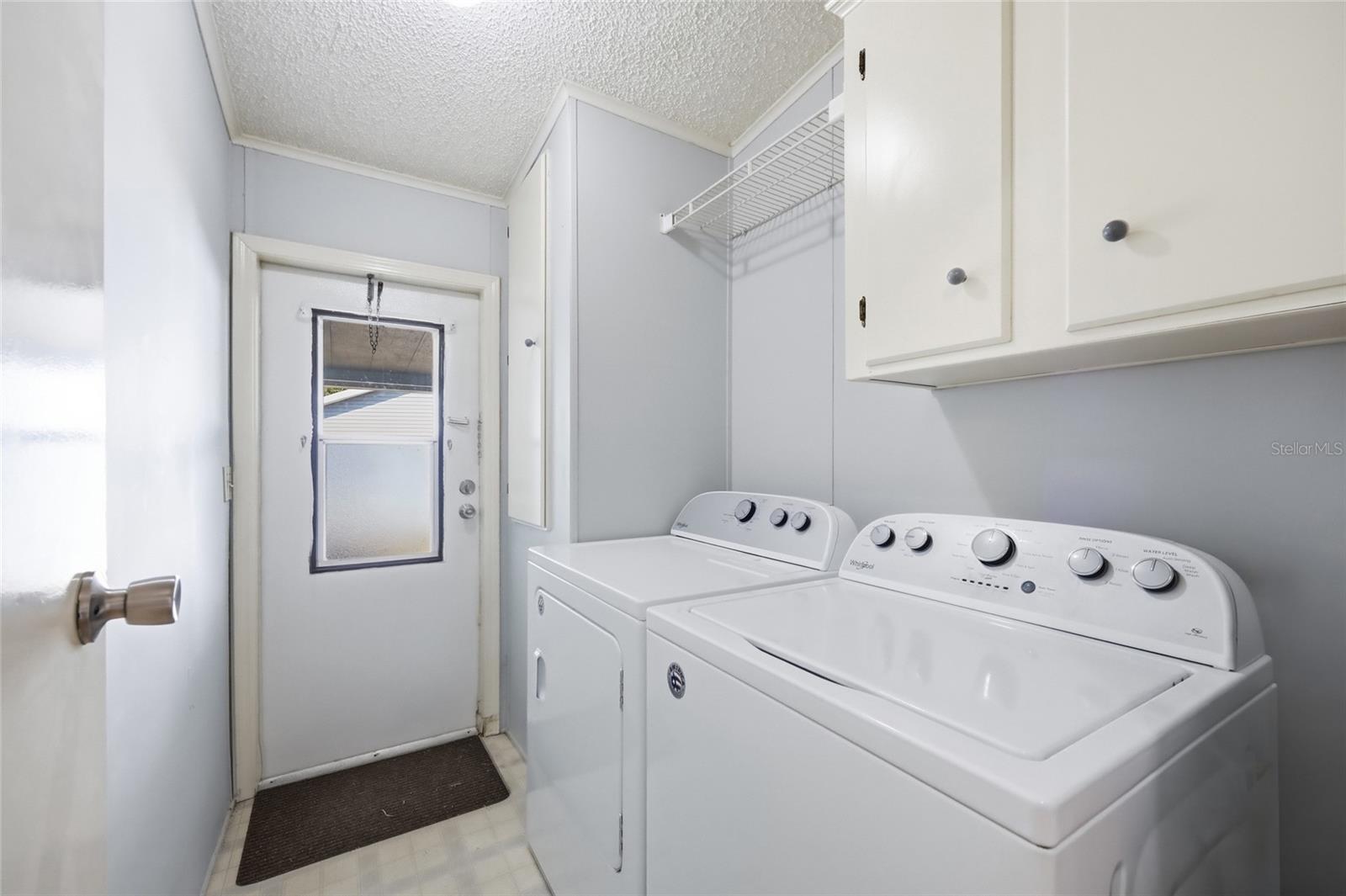 25323 CASA DEL LAGO LN