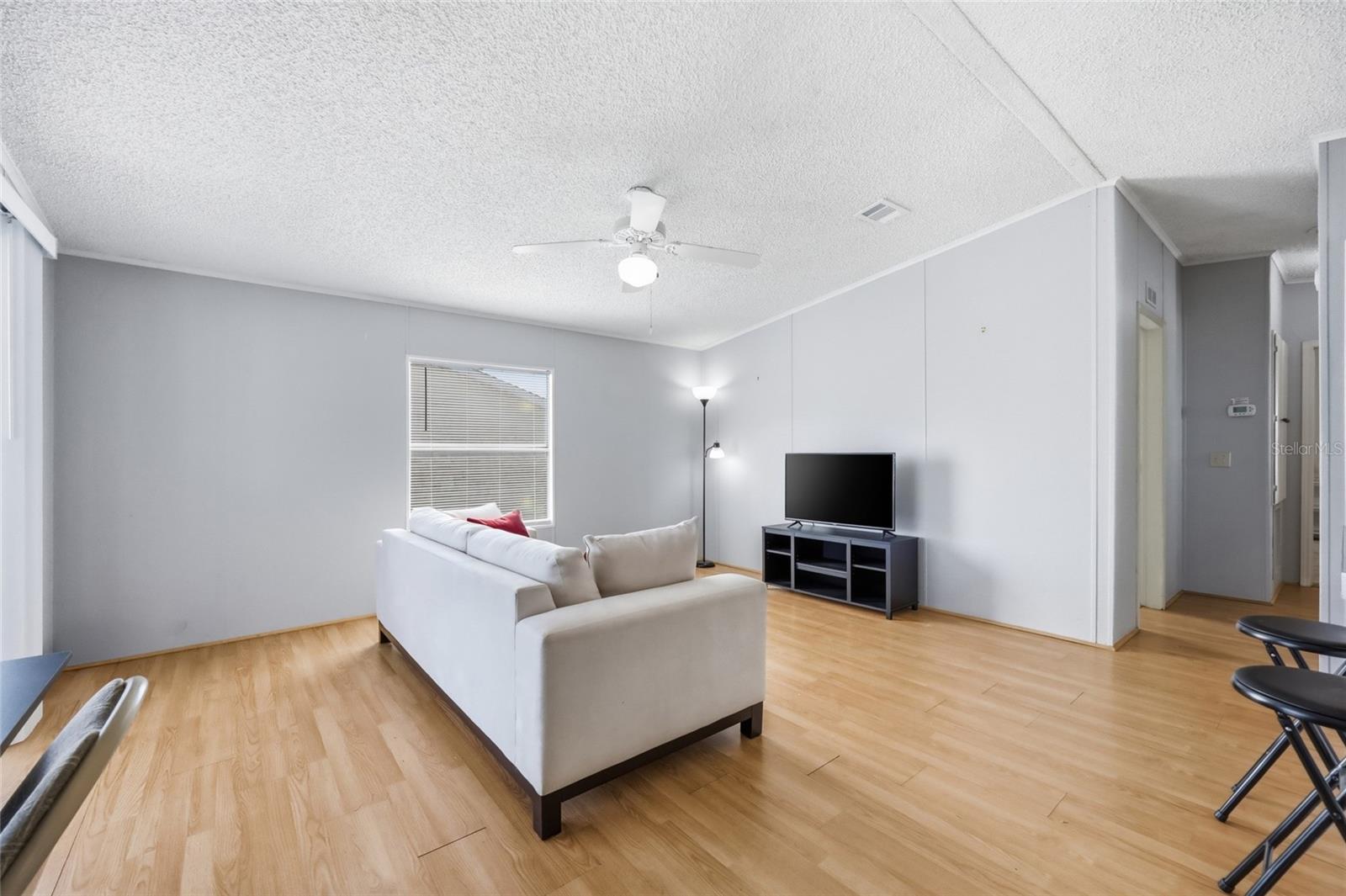 25323 CASA DEL LAGO LN