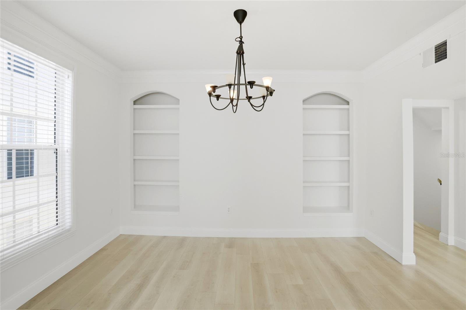 310 GRAND BAY LN