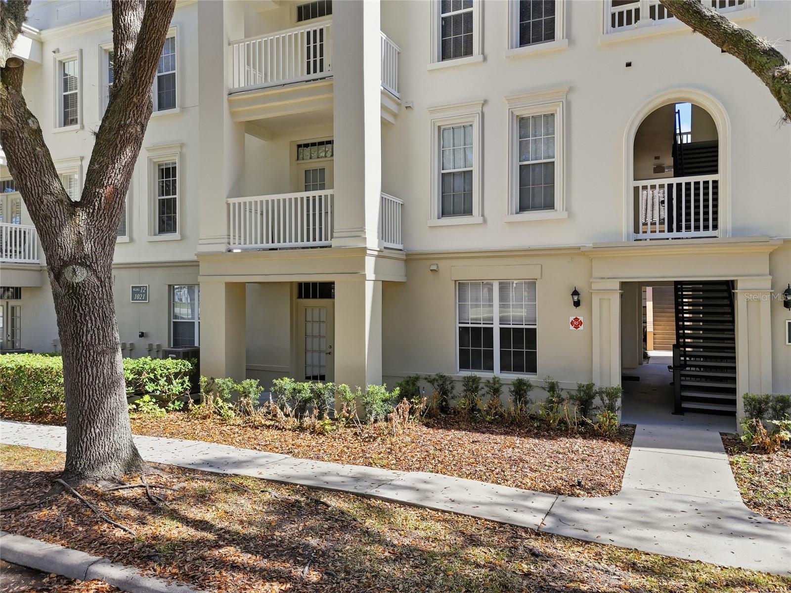 1021 SIENA PARK BLVD E #103