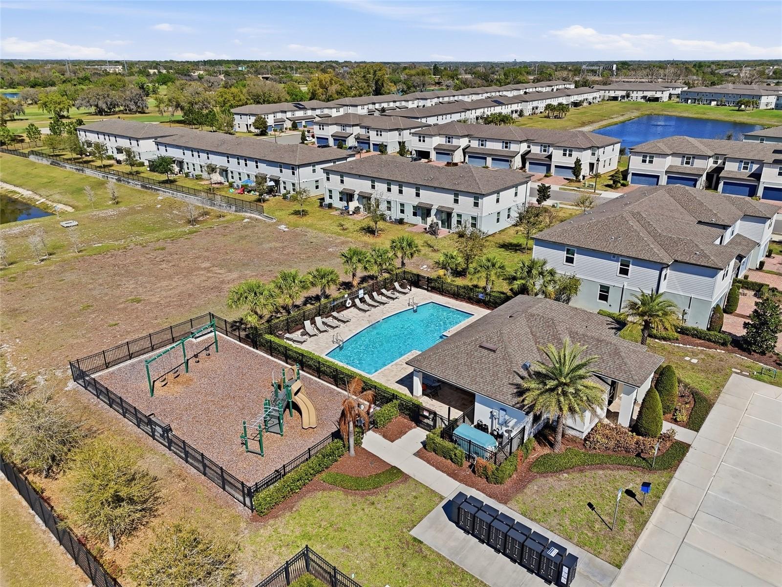 1123 DESERT CANDLE DR