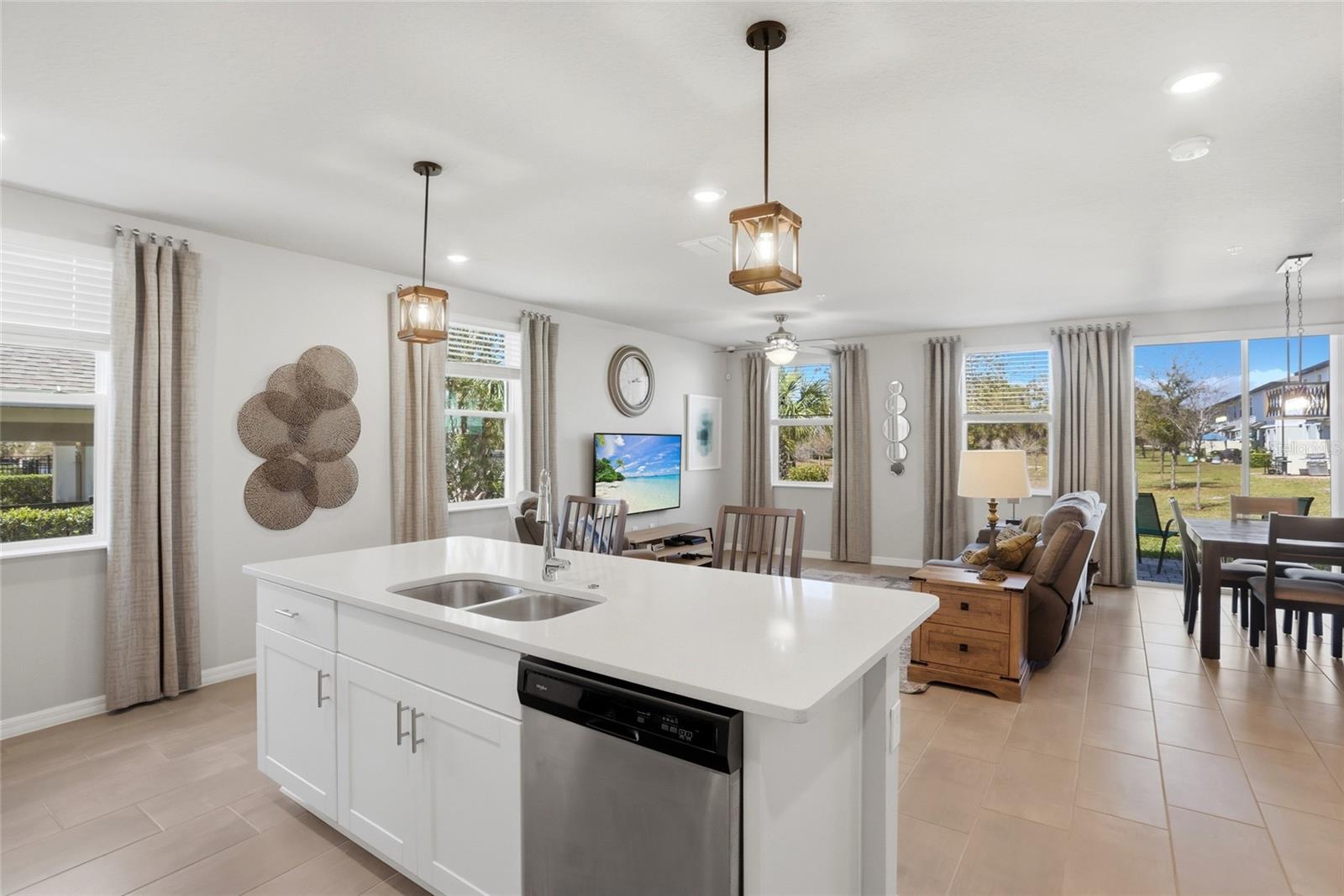 1123 DESERT CANDLE DR