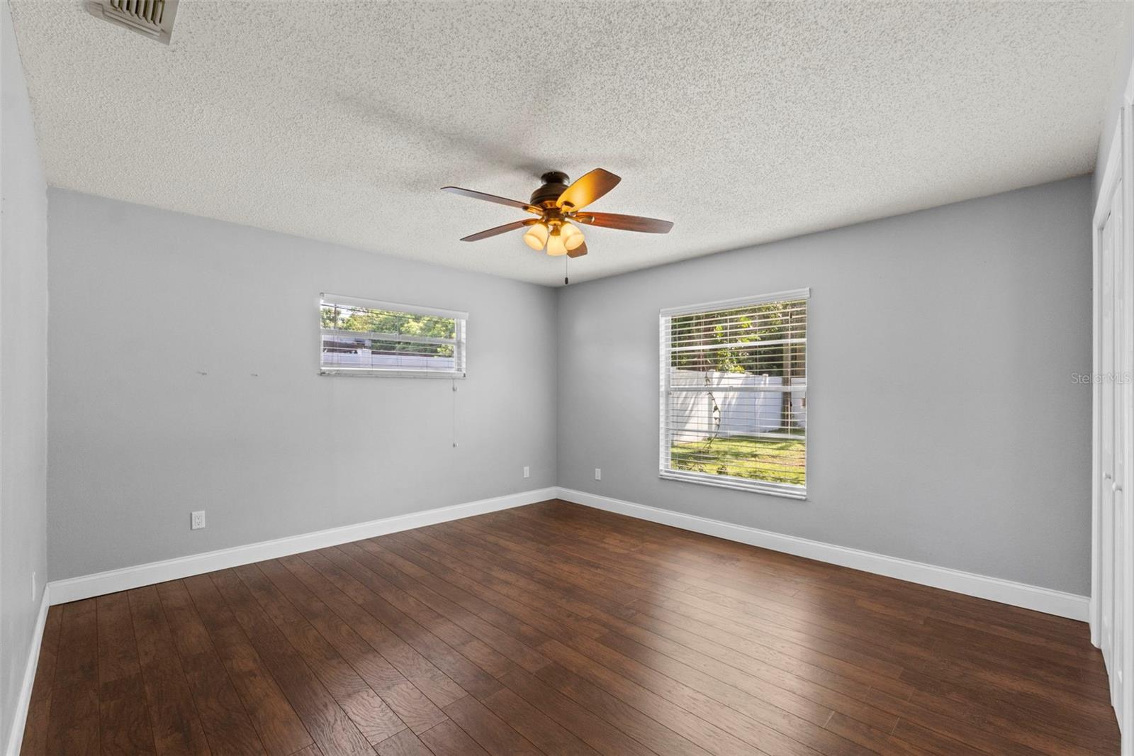 859 OKALOOSA AVE