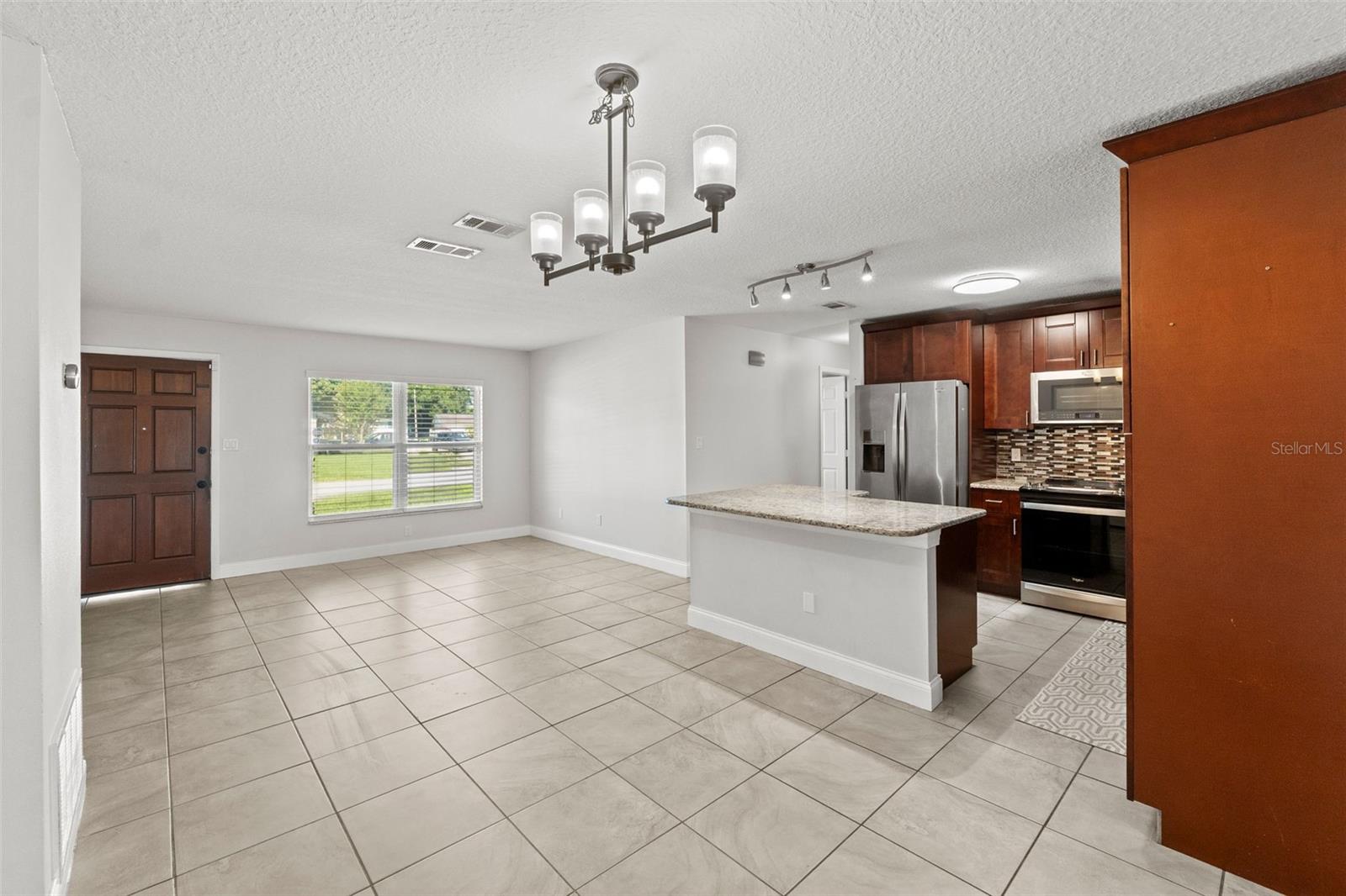 859 OKALOOSA AVE