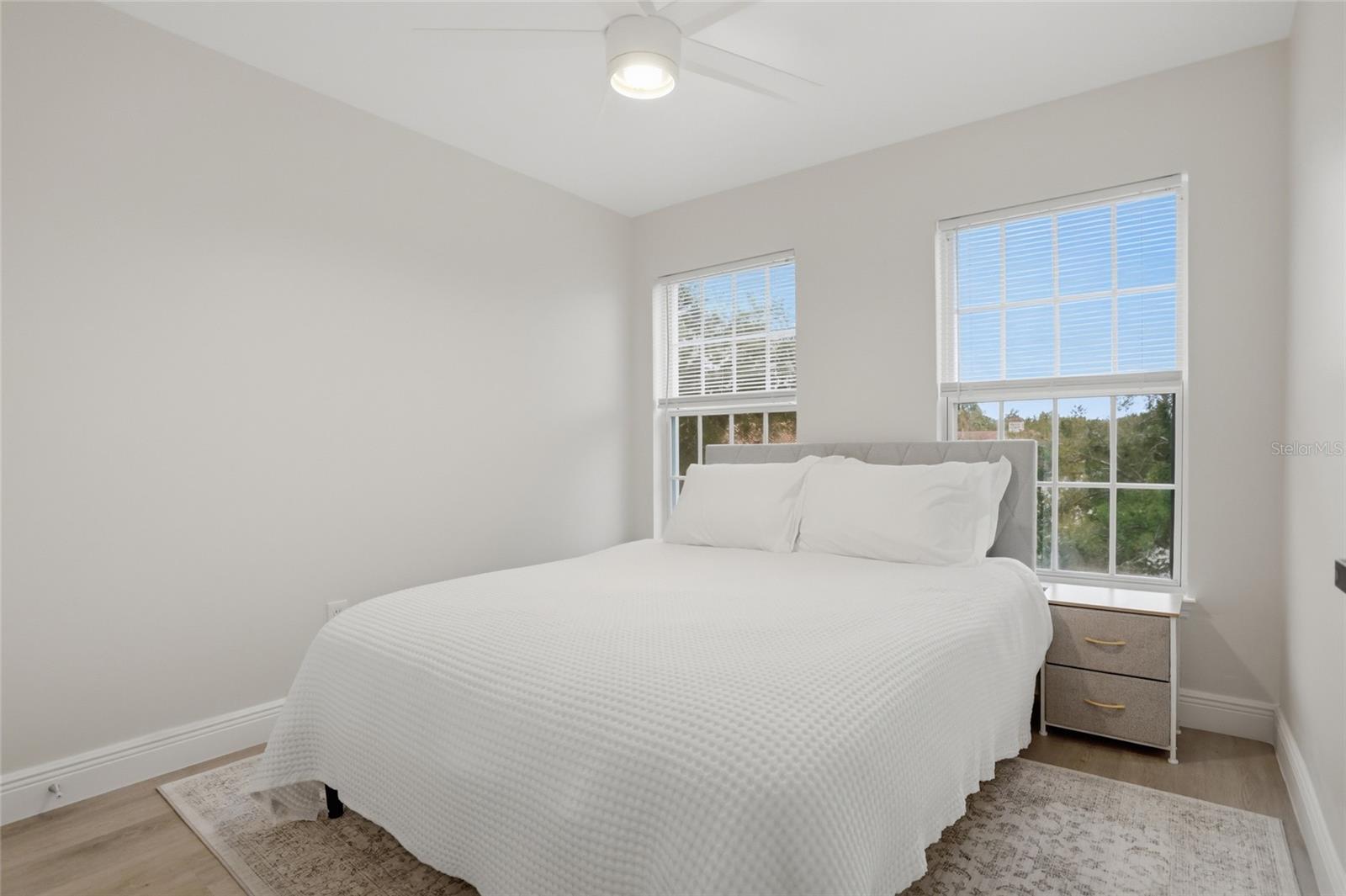 1056 WATERSIDE DR #1056