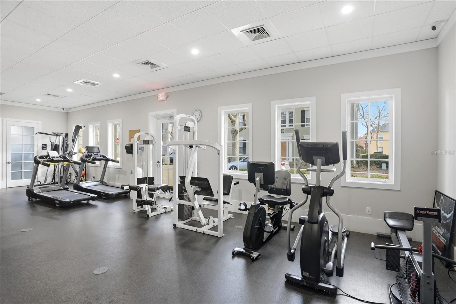 1056 WATERSIDE DR #1056