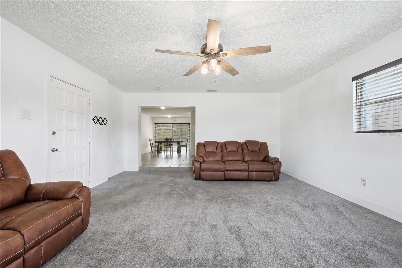 908 ROCK OAK DR