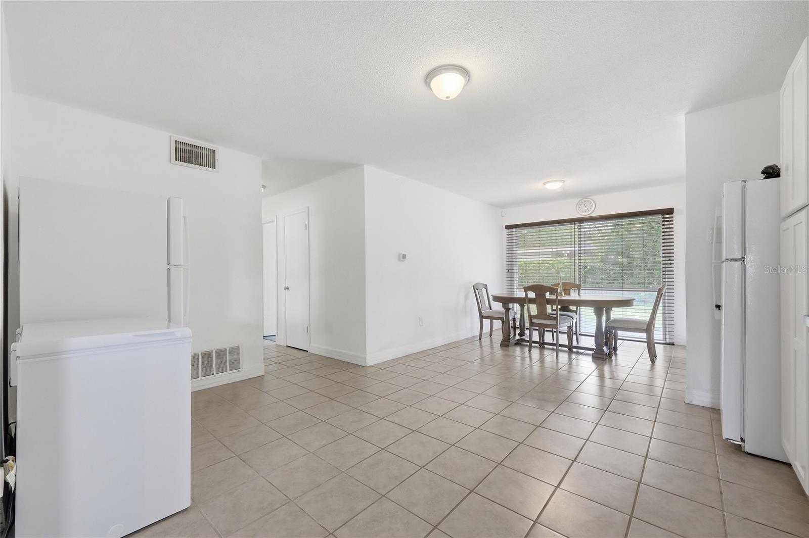 908 ROCK OAK DR