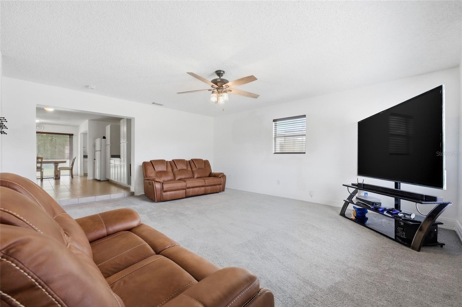 908 ROCK OAK DR