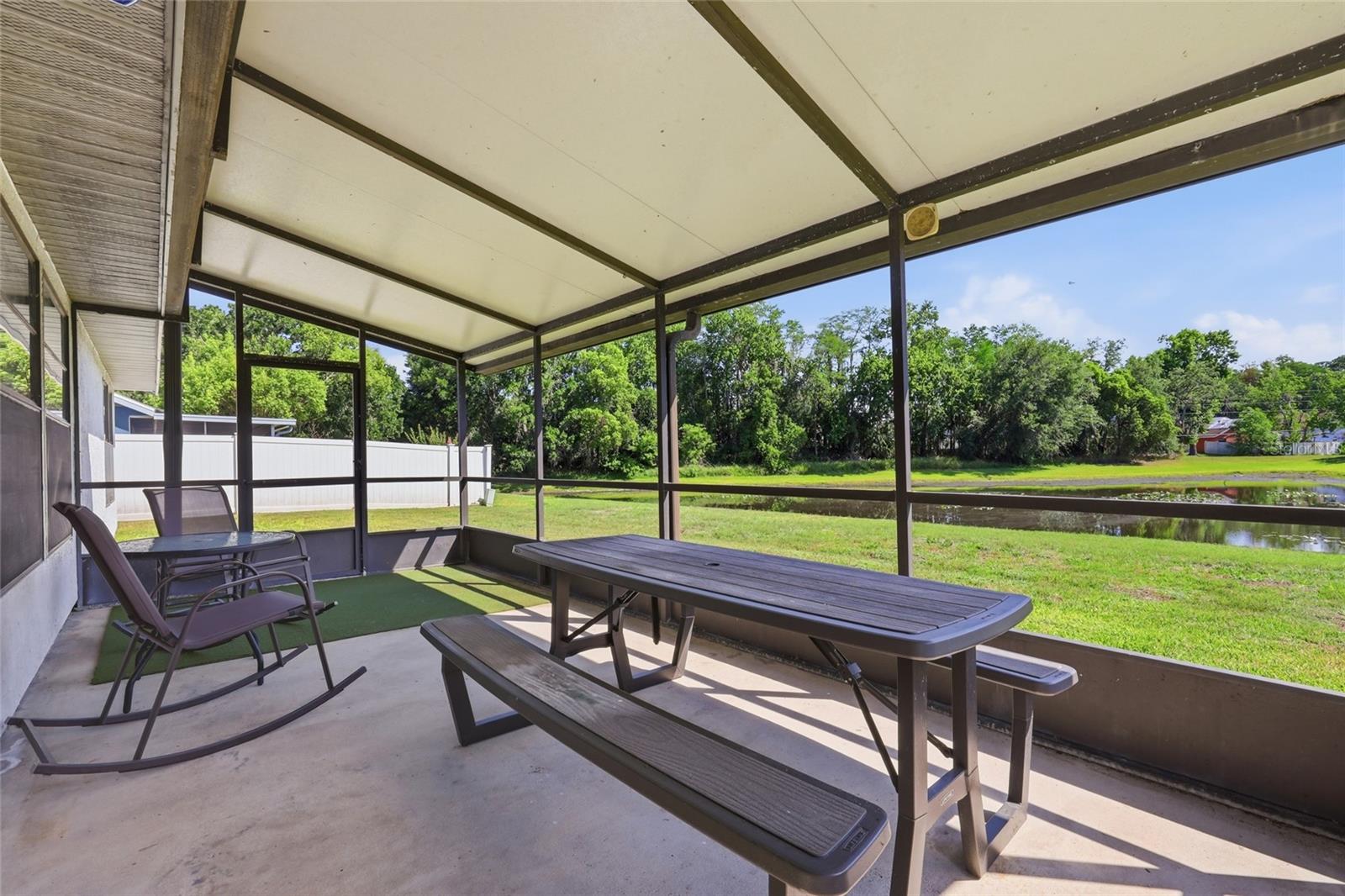 10137 PINK CARNATION CT