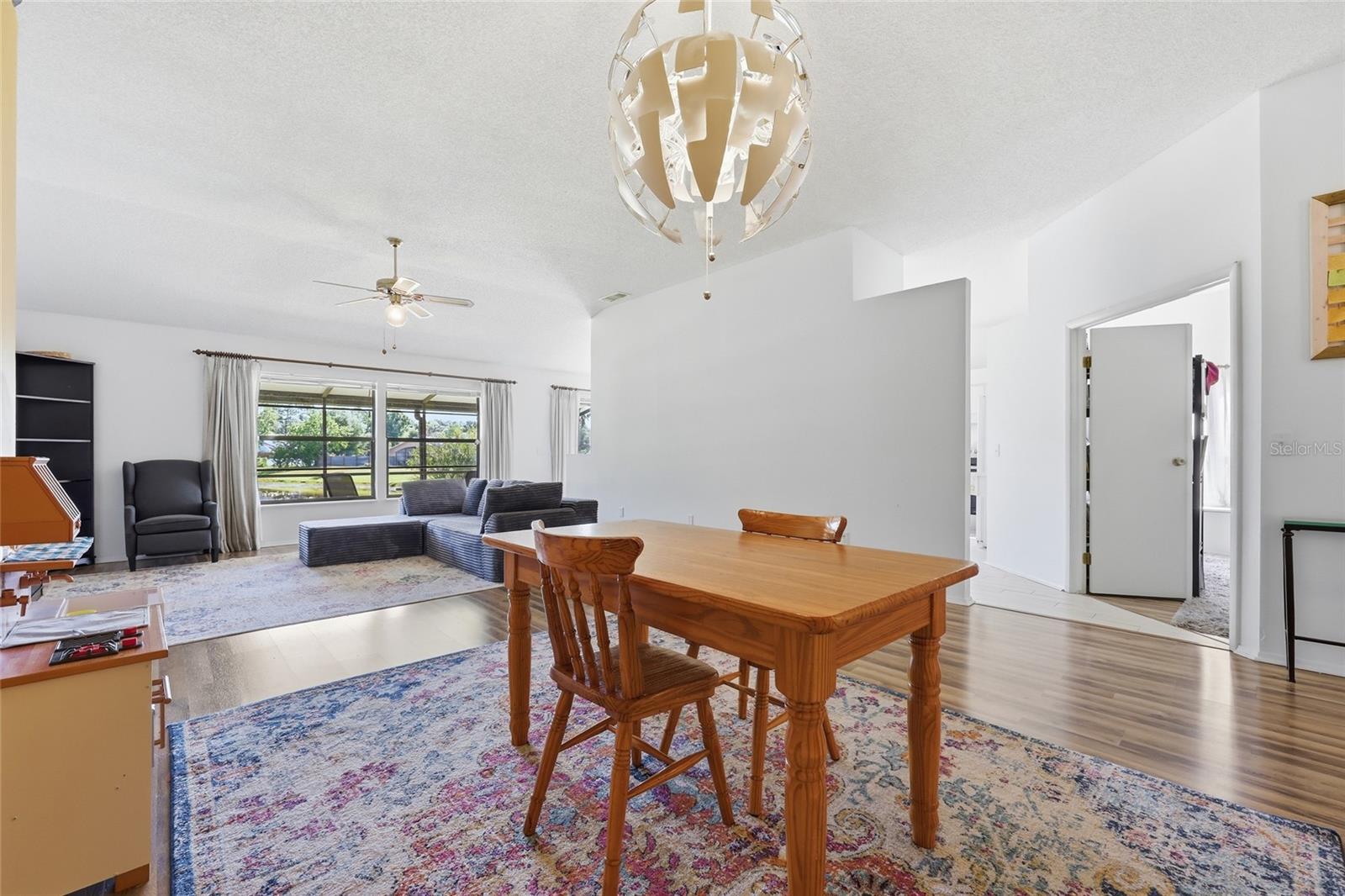 10137 PINK CARNATION CT