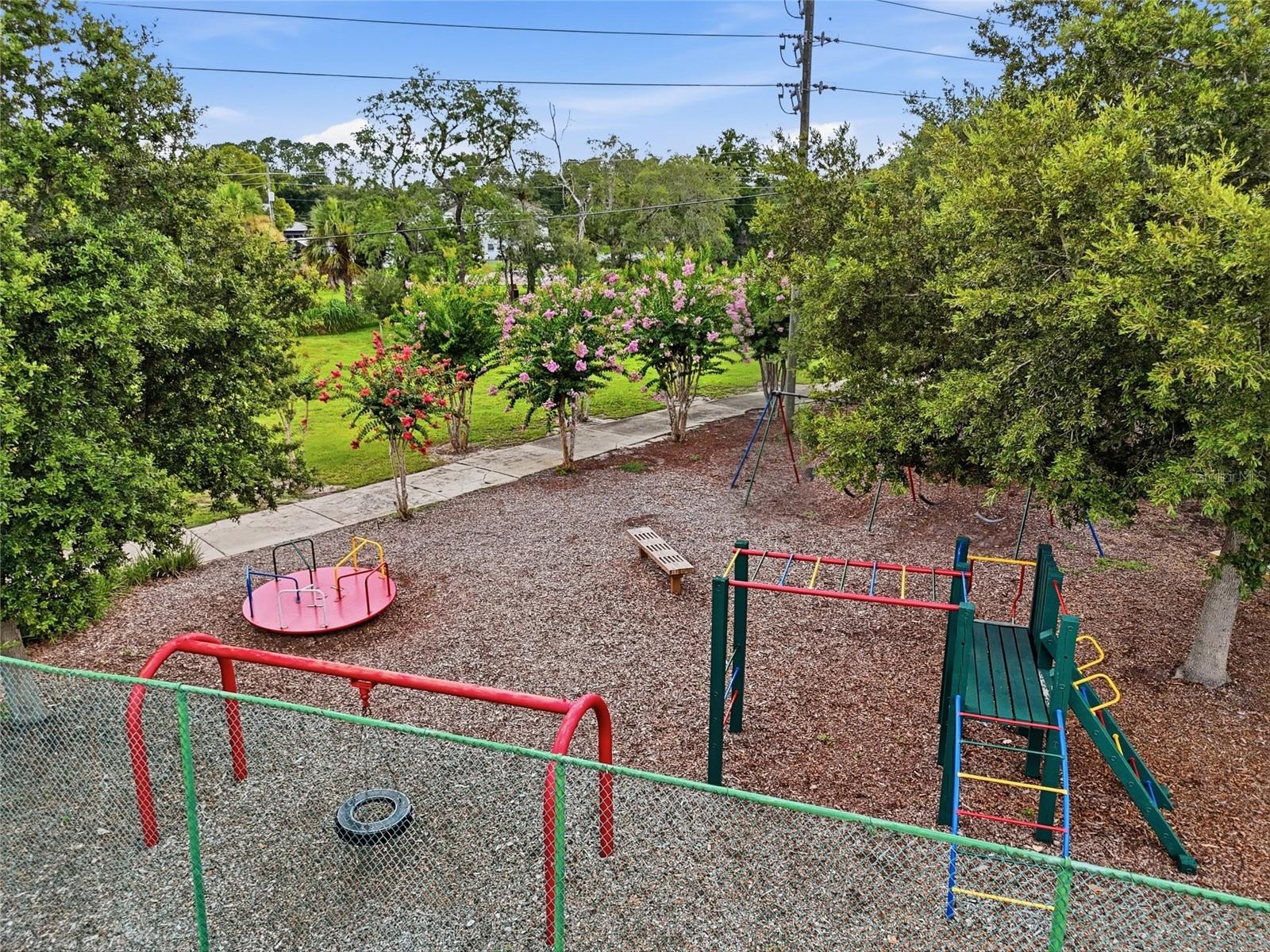 648 NORTHBRIDGE DR