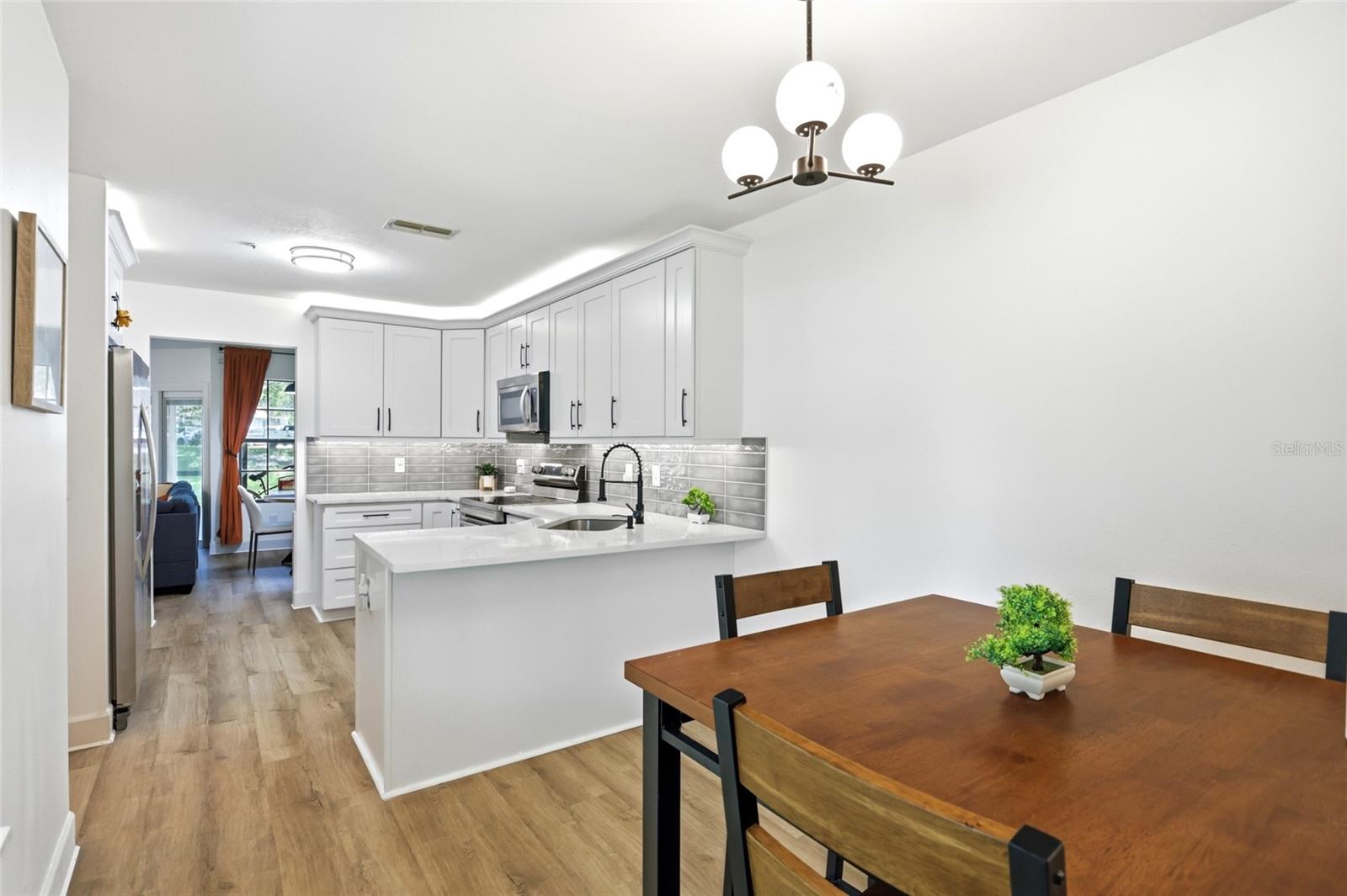 648 NORTHBRIDGE DR