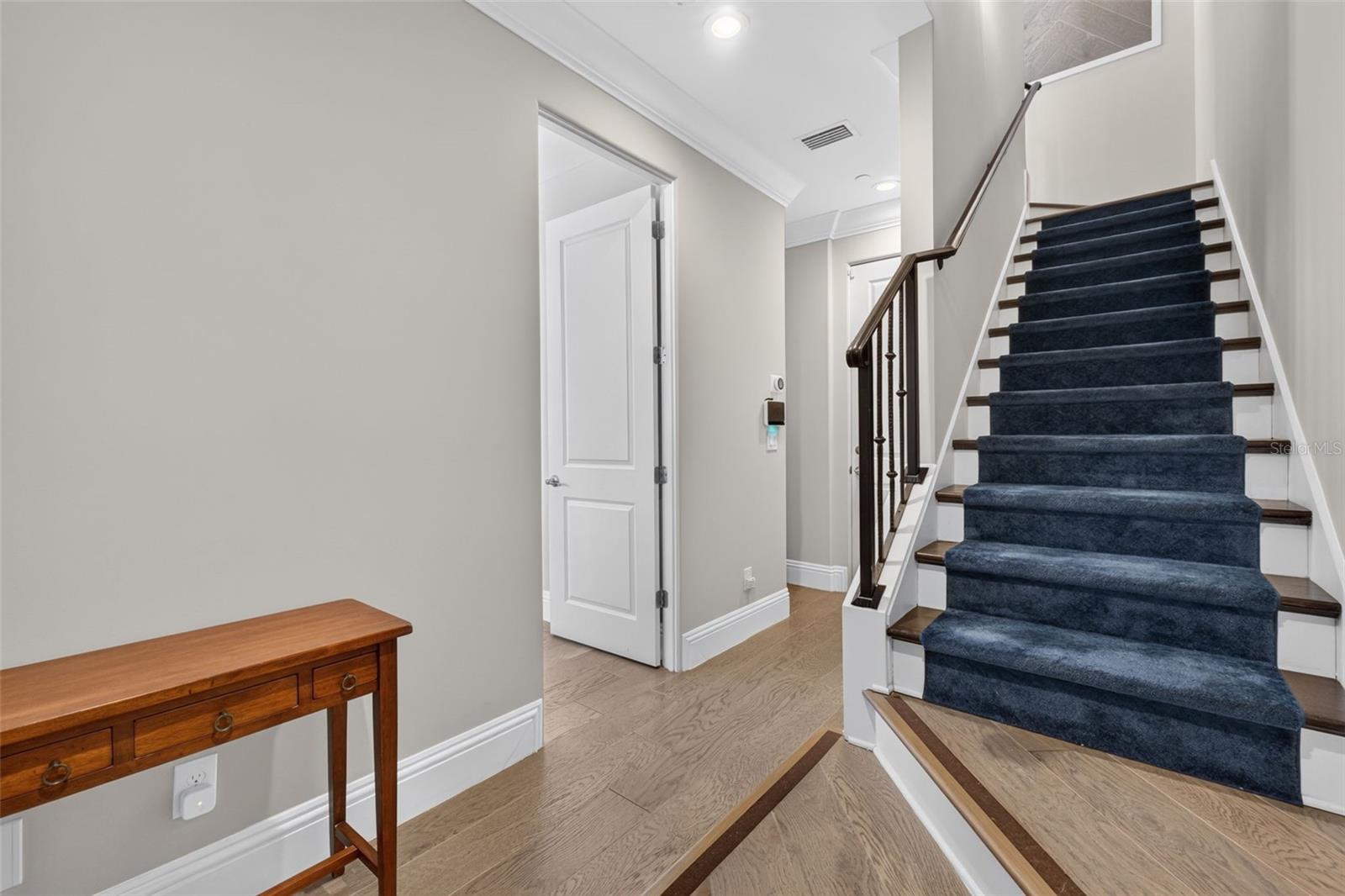 636 MARIPOSA ST