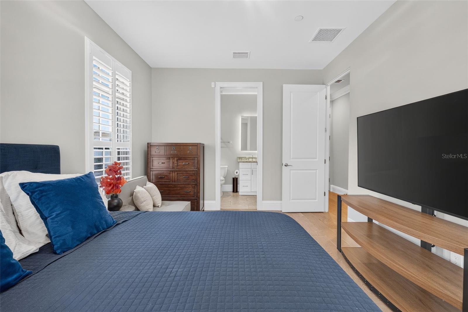 636 MARIPOSA ST