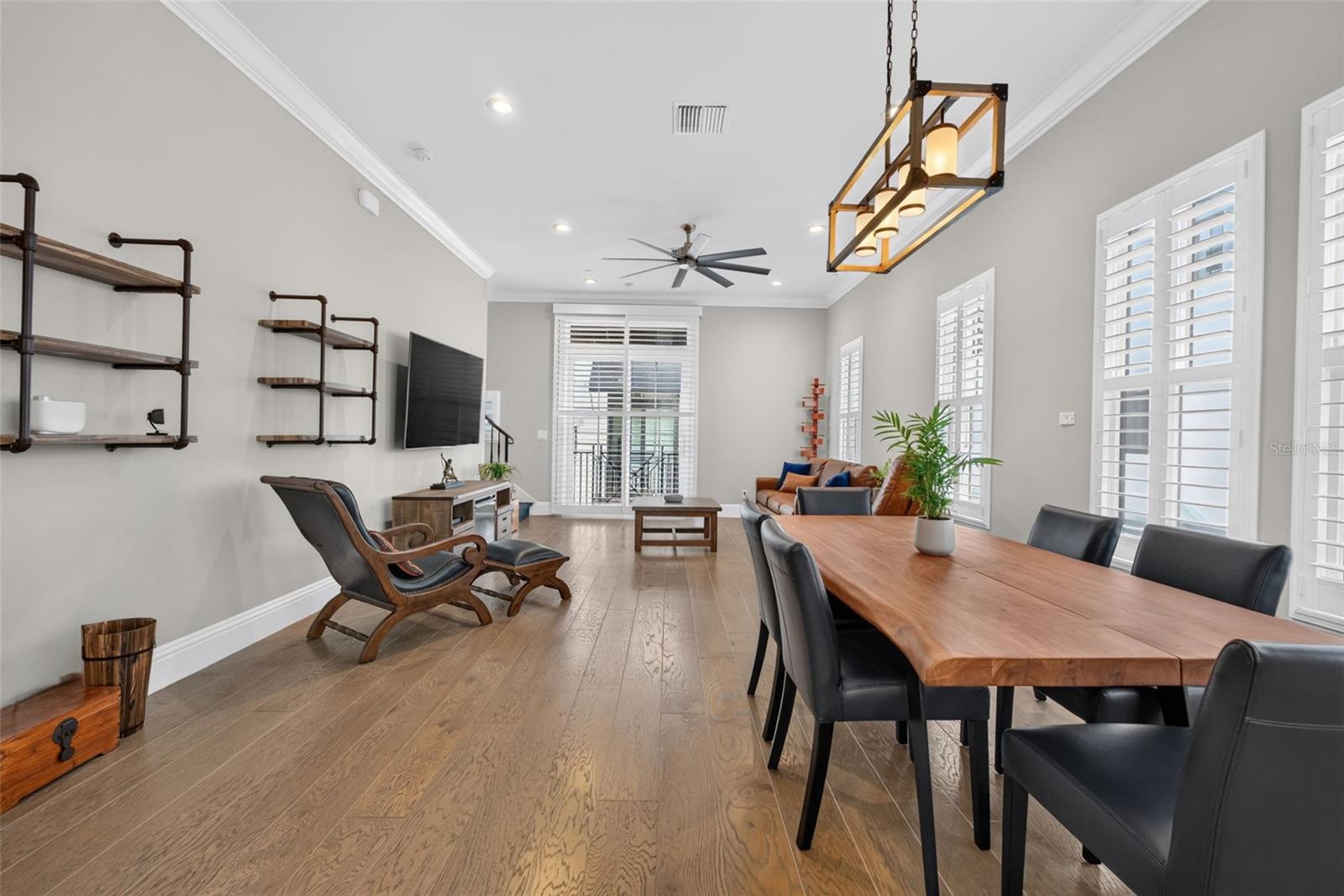 636 MARIPOSA ST
