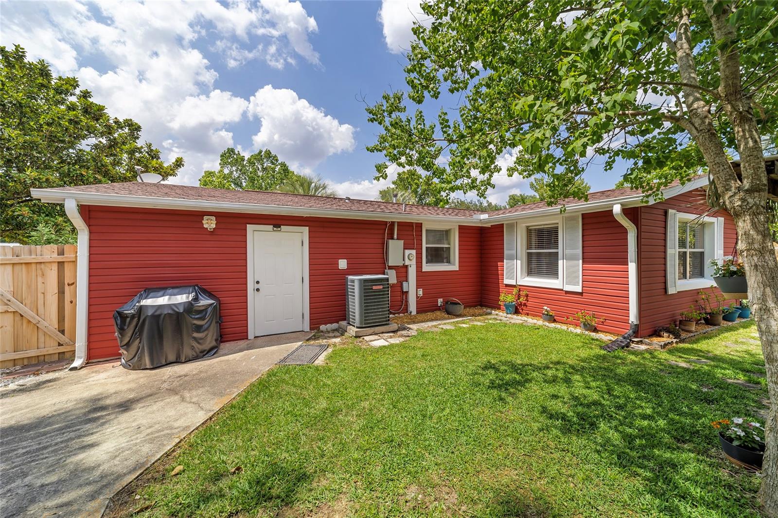 14275 SW 39TH TER