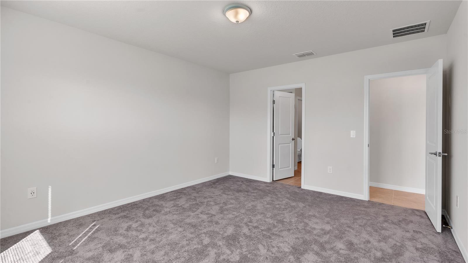 1137 MICHELANGELO LN