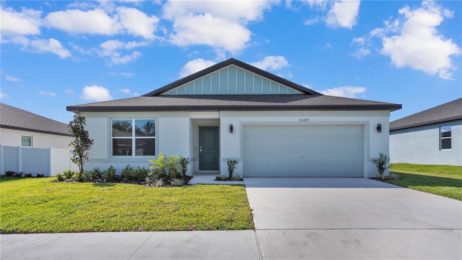 1137 MICHELANGELO LN