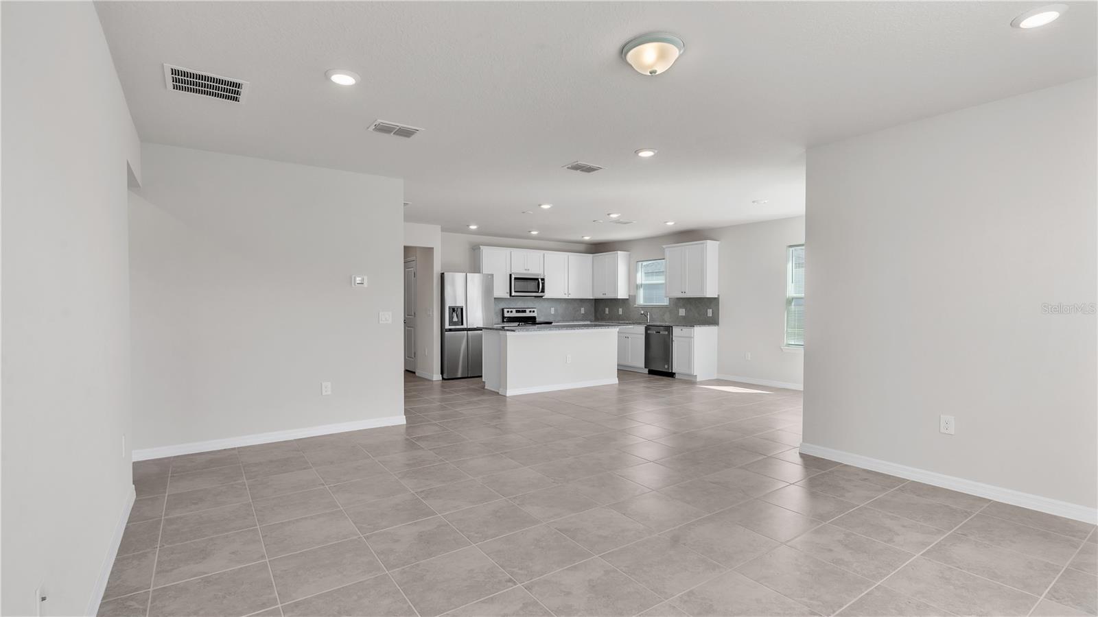 1137 MICHELANGELO LN