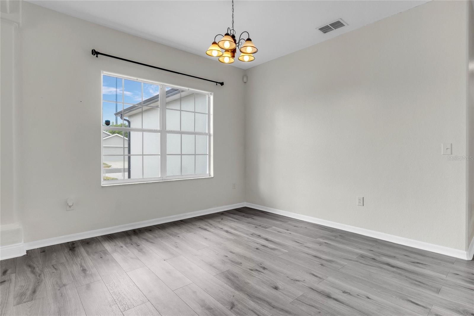 1258 NORMANDY HEIGHTS CIR