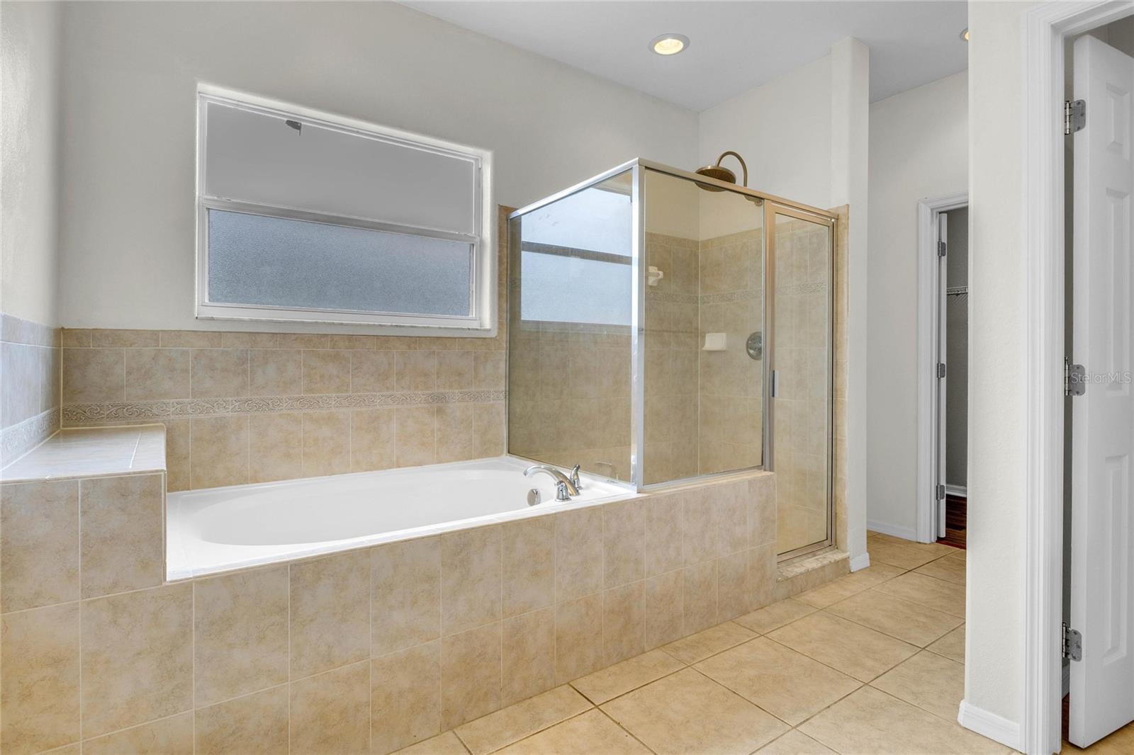 1258 NORMANDY HEIGHTS CIR