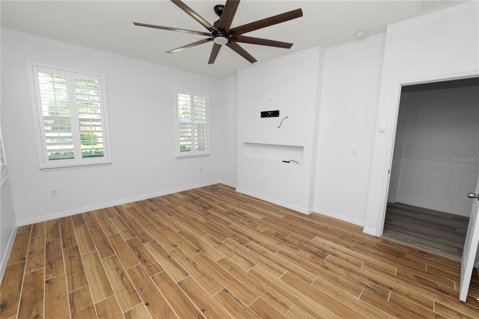 3537 JULIUS ESTATES BLVD