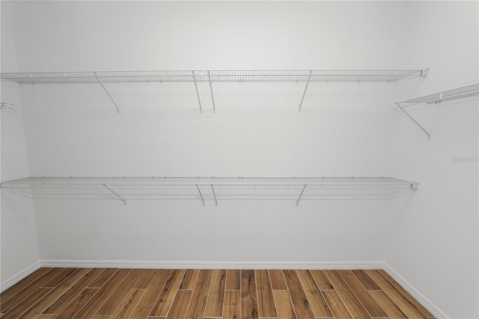 3537 JULIUS ESTATES BLVD