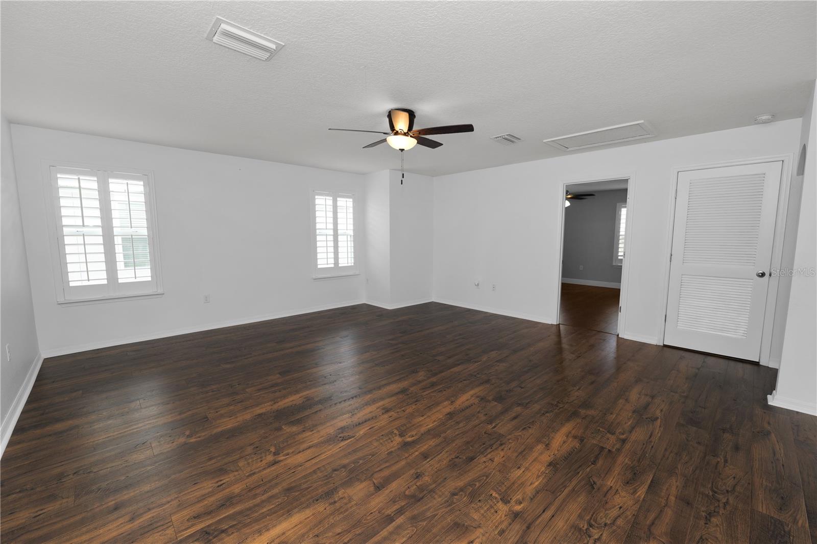 3537 JULIUS ESTATES BLVD