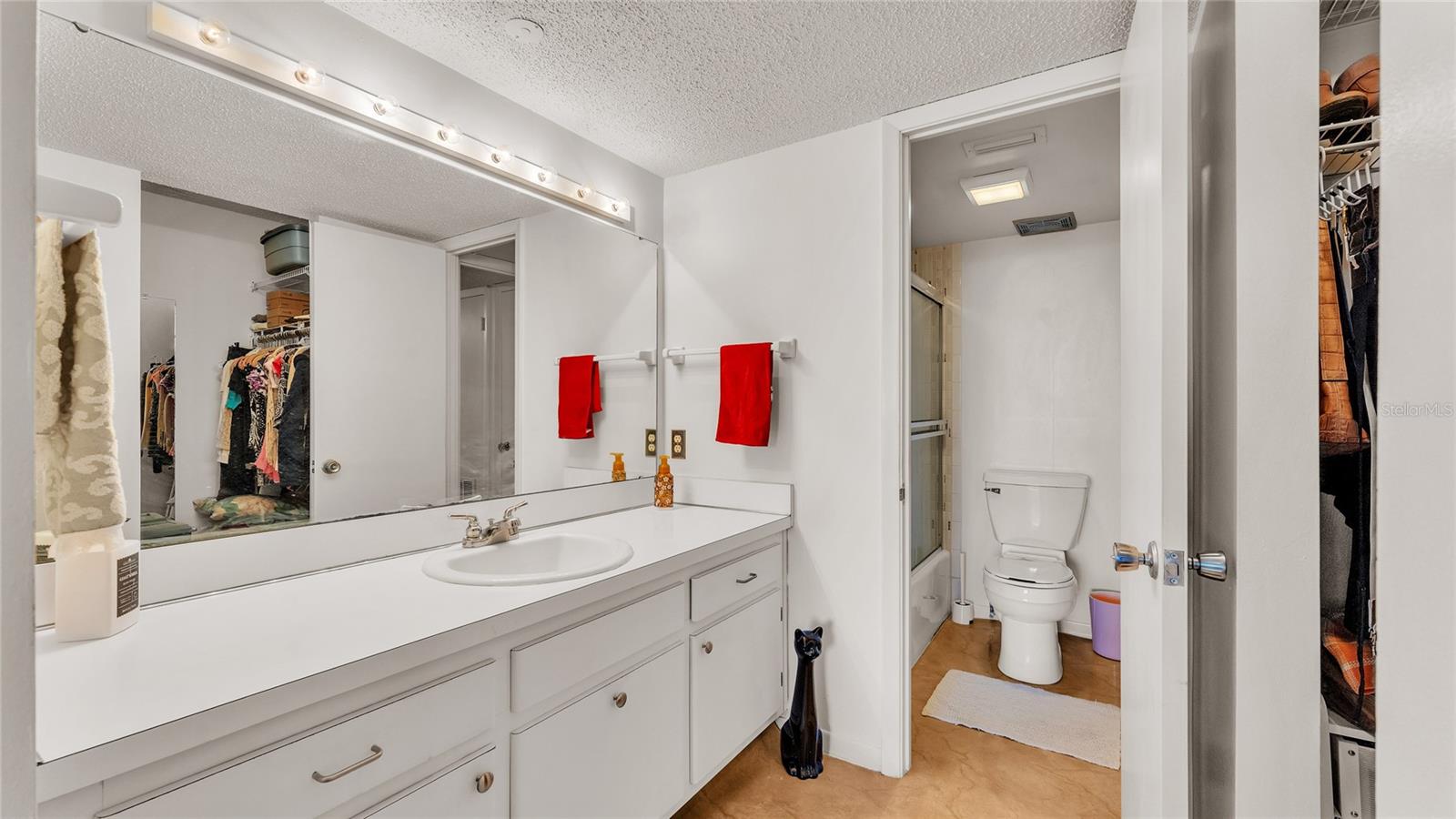 700 MIRROR TER NW #508