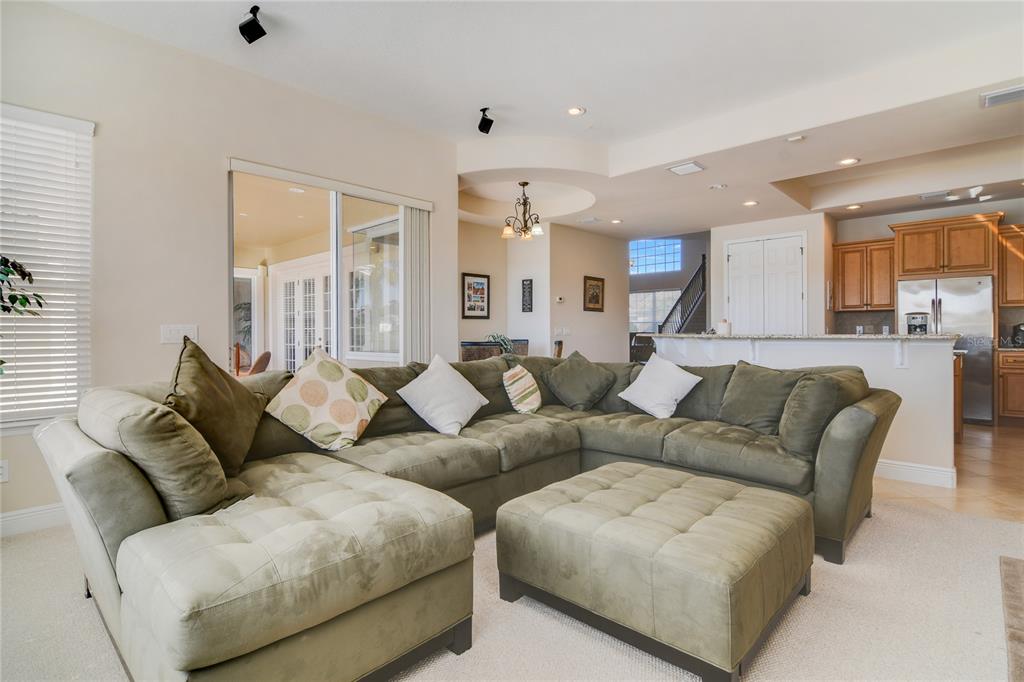 2621 LANCASTER RIDGE DR