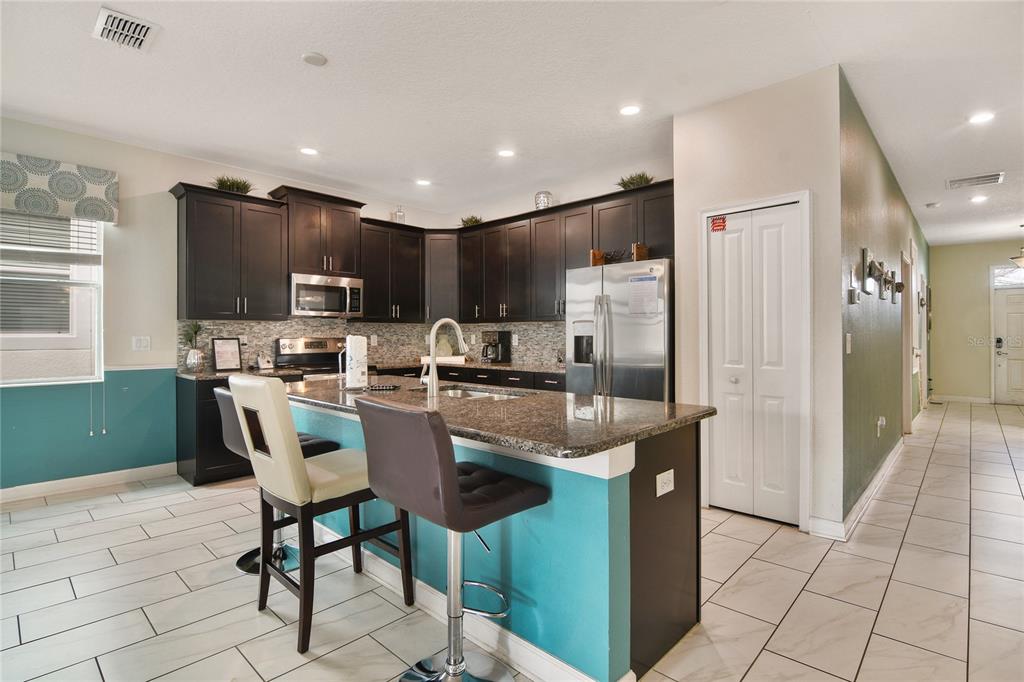 1542 MOON VALLEY DR