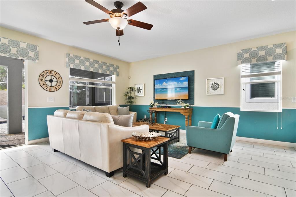1542 MOON VALLEY DR
