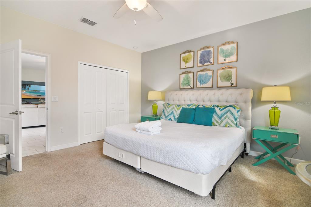 1542 MOON VALLEY DR