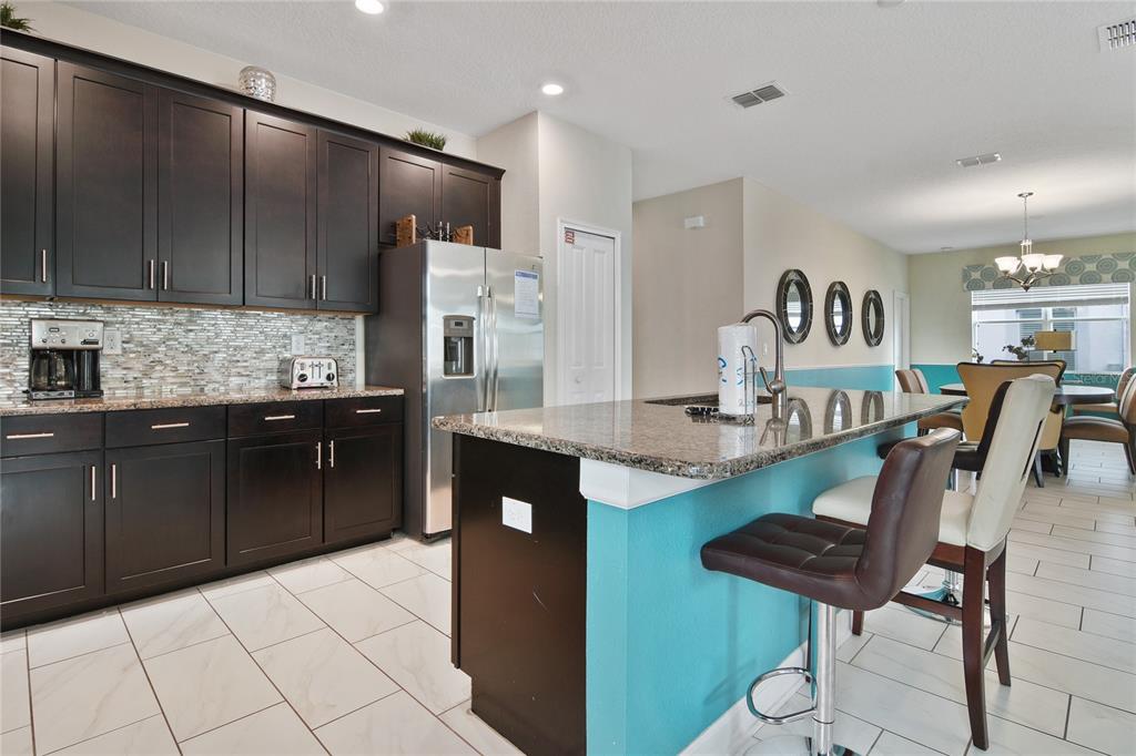 1542 MOON VALLEY DR