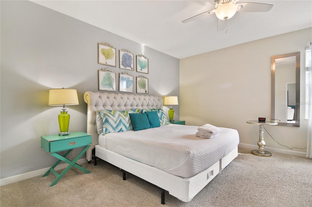 1542 MOON VALLEY DR