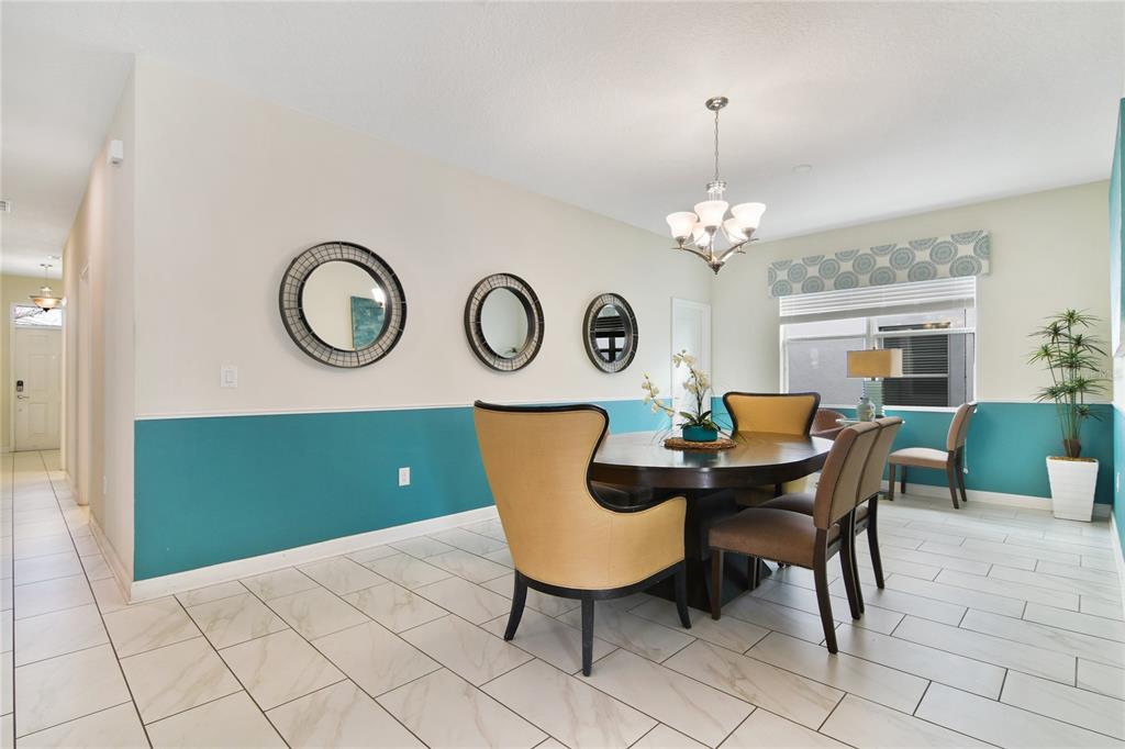 1542 MOON VALLEY DR