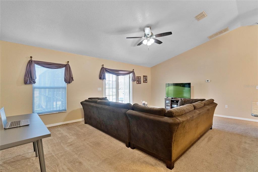 158 HEAVENWOOD CT